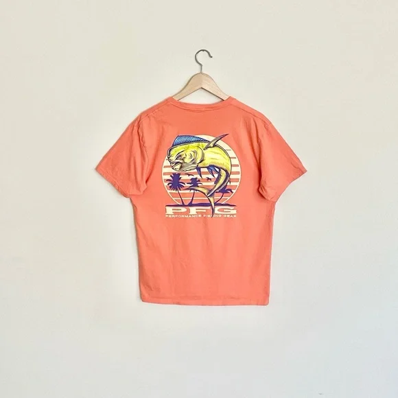 Columbia PFG | As summer heats up, the Wild Cast sun shirt keeps you cool